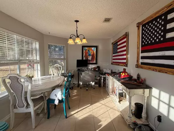 Navarre, FL 32566,2722 Shalimar Drive