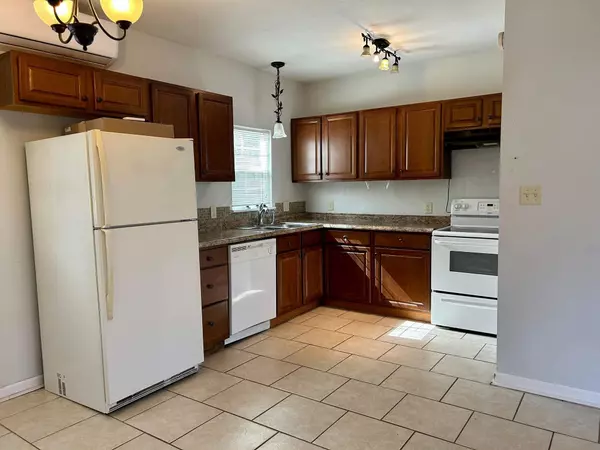 Florala, AL 36442,507 Elm Street