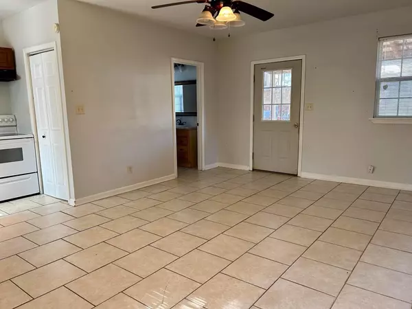 Florala, AL 36442,507 Elm Street