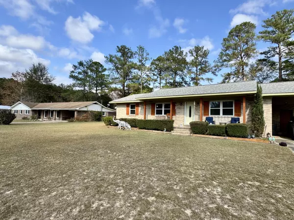 Elba, AL 36323,1133 Oak Avenue