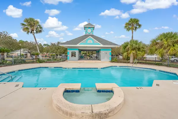 Gulf Breeze, FL 32566,9773 Leeward Way