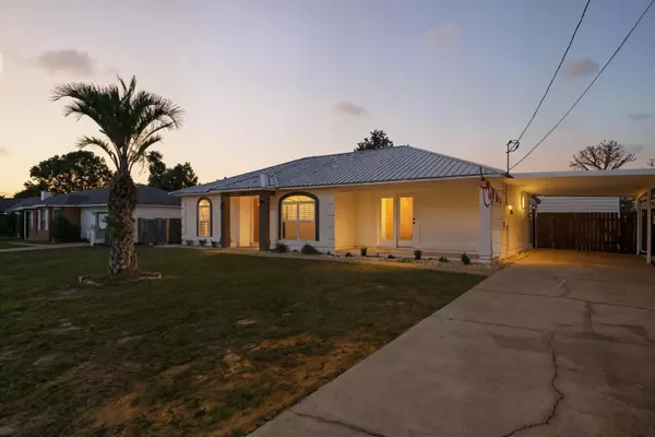 Gulf Breeze, FL 32563,4360 Marilyn Court