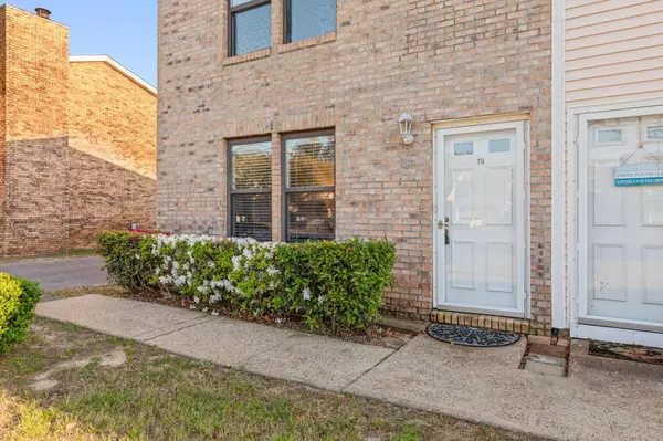 Shalimar, FL 32579,114 4Th Avenue