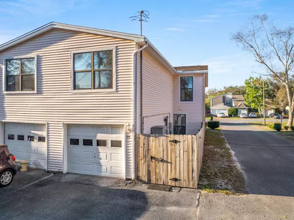 Shalimar, FL 32579,114 4Th Avenue