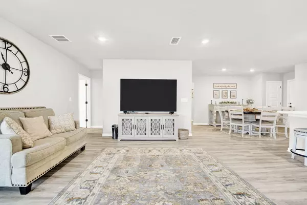 Panama City, FL 32404,275 Boggy Creek Way