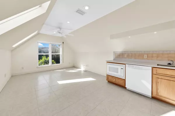 Seacrest, FL 32461,419 Pelican Circle