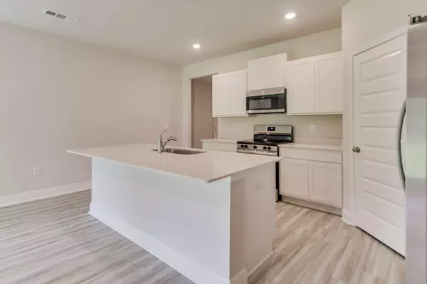 Milton, FL 32583,8033 Fir Tree Drive