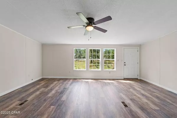 Chipley, FL 32428,2488 Pinewood Drive