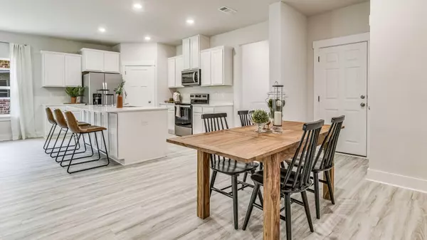 Milton, FL 32583,8119 Fox Hunt Drive