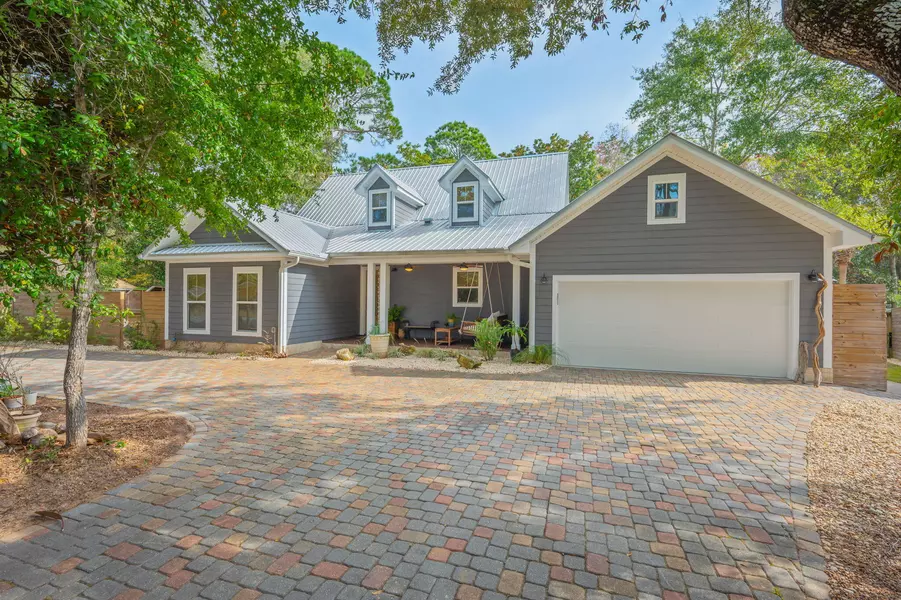 903 E Lido Circle, Niceville, FL 32578