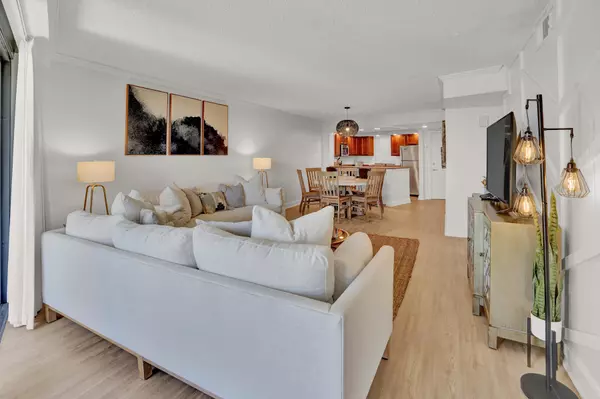 Miramar Beach, FL 32550,4202 Beachside Two Drive ## 202