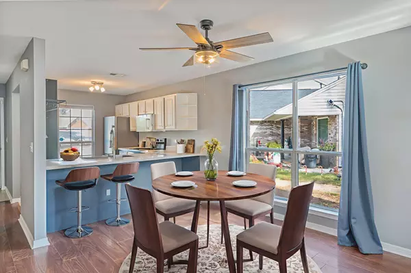 Mary Esther, FL 32569,433 Forest Glen Place