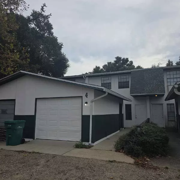 90 6Th Avenue  #4, Shalimar, FL 32579