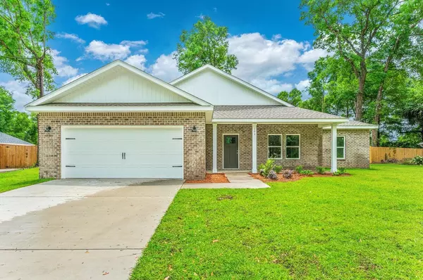 3863 Poverty Creek, Crestview, FL 32539