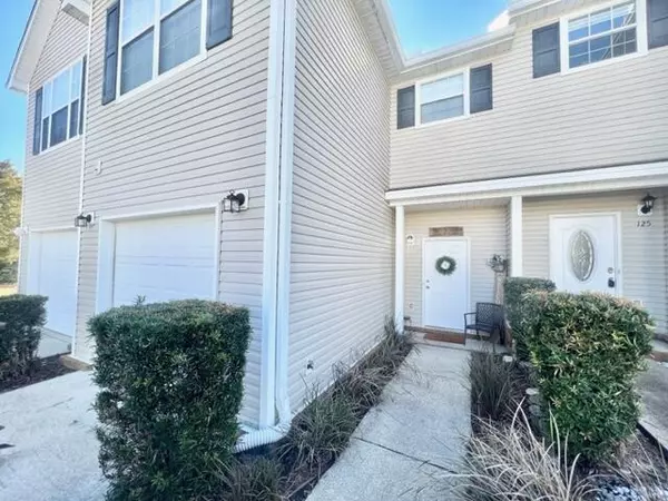 Niceville, FL 32578,123 Farrah Avenue #123