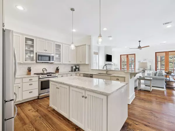 Santa Rosa Beach, FL 32459,384 Red Cedar Way