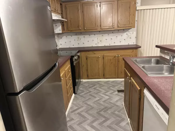 Ponce De Leon, FL 32455,1680 E Main Street