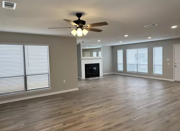 Fort Walton Beach, FL 32547,926 Holbrook Circle