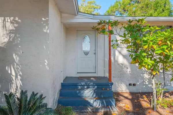 Fort Walton Beach, FL 32547,226 NE Beachview Drive