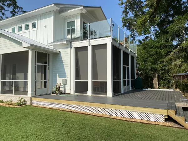 Freeport, FL 32439,315 Red Barn Road