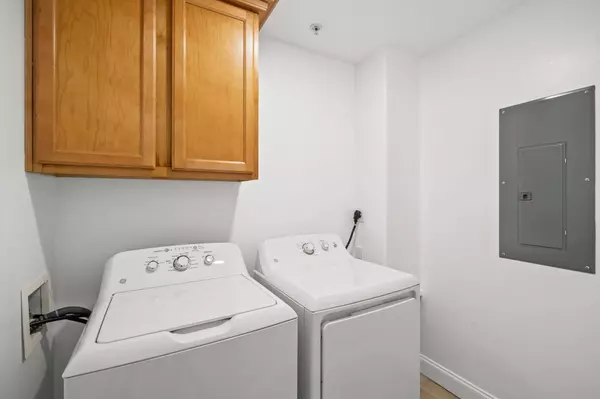 Destin, FL 32541,251 MATTIE M KELLY Boulevard Boulevard  #302