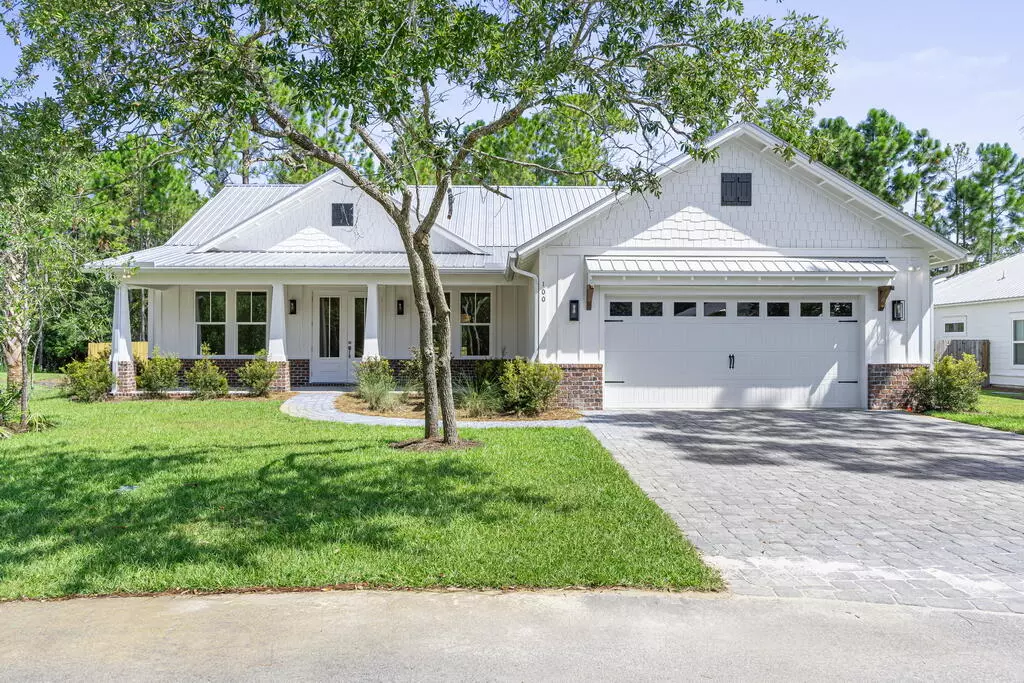 Freeport, FL 32439,100 W Grizzly Street