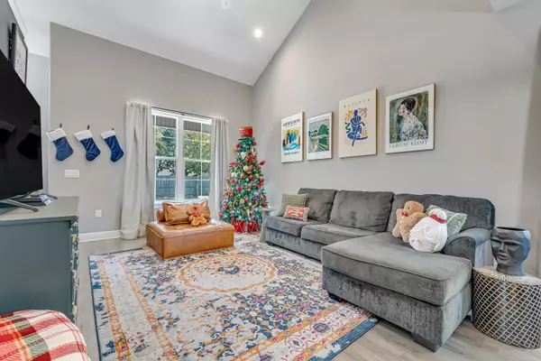 Navarre, FL 32566,2339 Hadleigh Hills Court