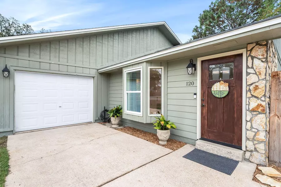 32 7th Avenue  #120, Shalimar, FL 32579