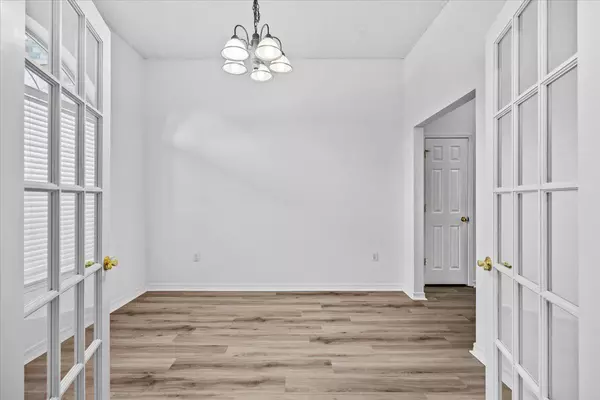 Navarre, FL 32566,9655 Parker Lake Circle