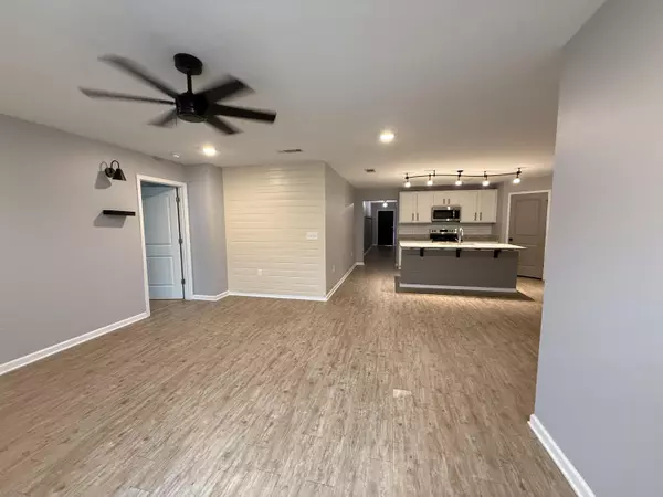 Crestview, FL 32539,351 Merlin Court