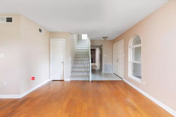 Pensacola, FL 32506,6096 Schofield Drive