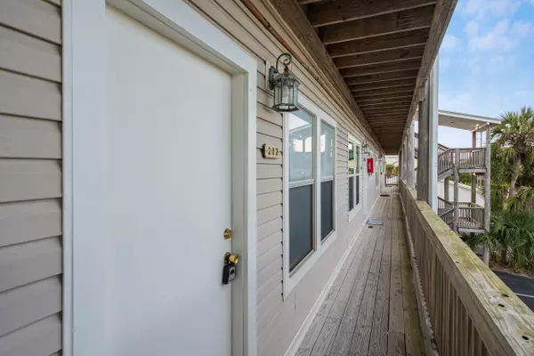 Fort Walton Beach, FL 32548,304 Barracuda Avenue #202