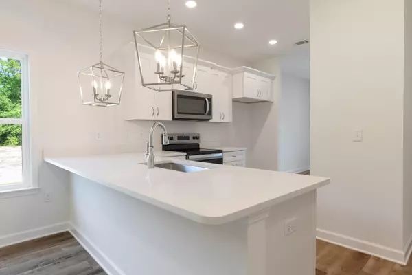 Crestview, FL 32536,968 Texas Parkway