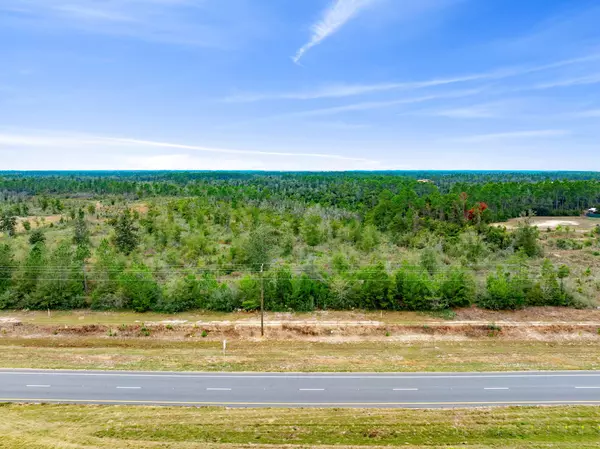 Southport, FL 32409,12135 Highway 77