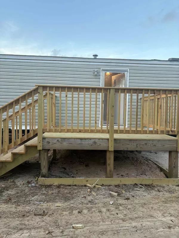 Defuniak Springs, FL 32433,232 N Raphael Road