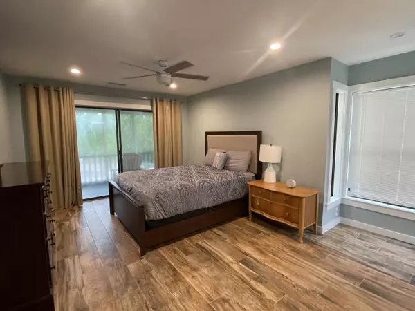 Niceville, FL 32578,300 Yacht Club Drive #UNIT 18