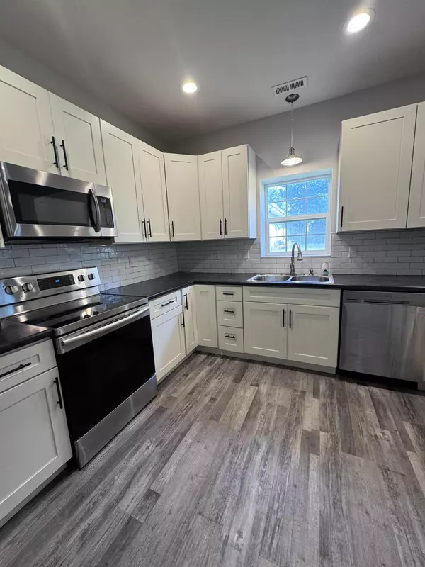 Mexico, MO 65265,912 W Breckenridge Street