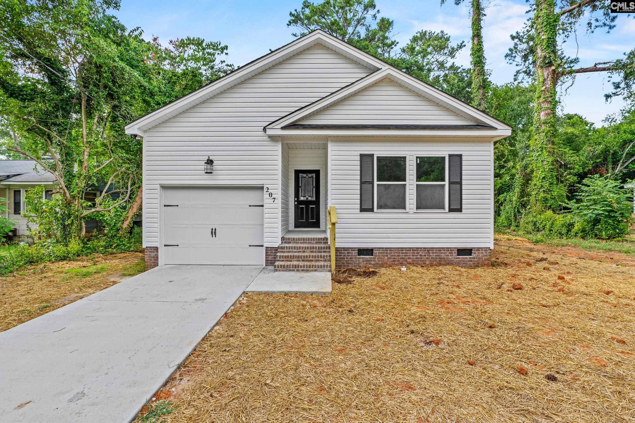 207 Pineneedle Road, Columbia, SC 29203