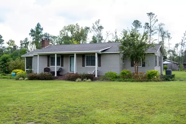 Hazlehurst, GA 31539,371 Burketts Ferry Rd