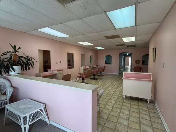 Vidalia, GA 30474,121 Se Main St