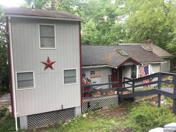 117 Hillside RD, Vernon, NJ 07422