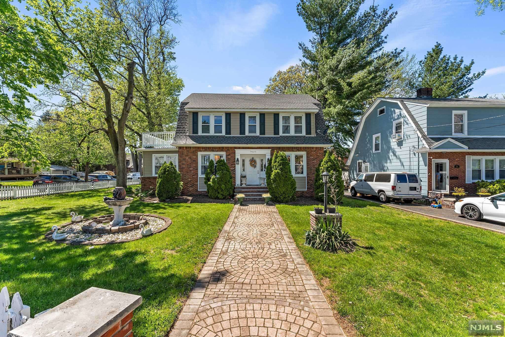 32 S Prospect AVE, Bergenfield, NJ 07621