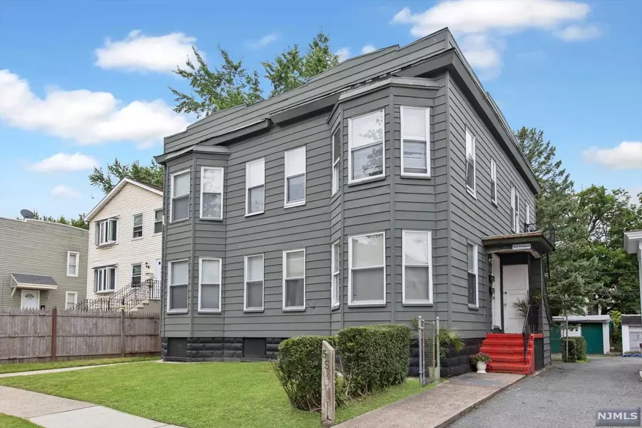 549 Prospect ST, East Orange, NJ 07017