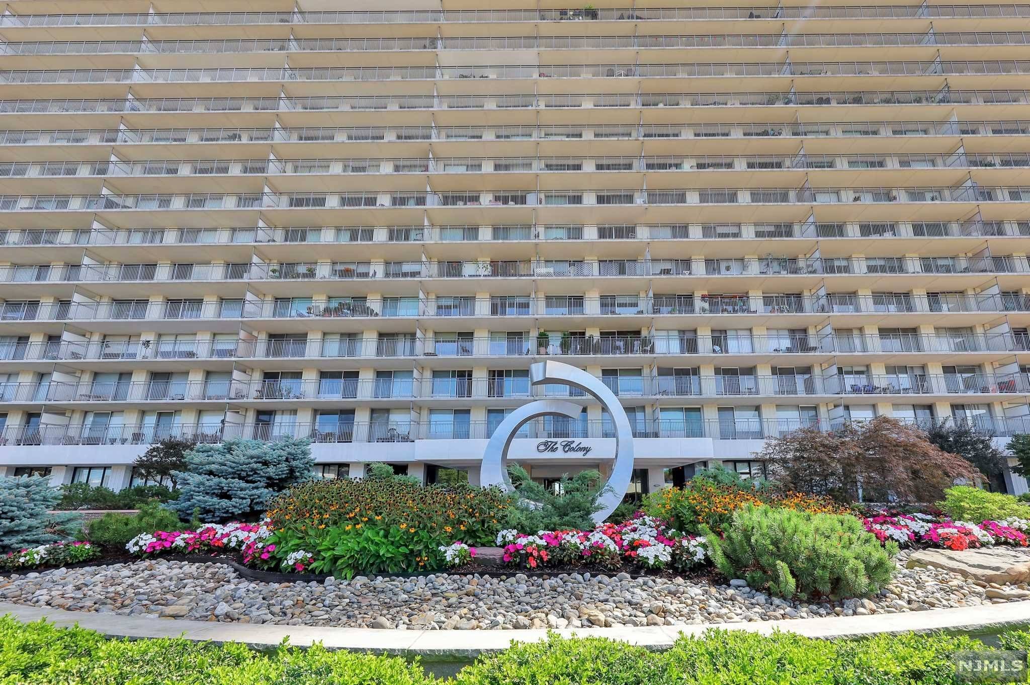 Fort Lee, NJ 07024,1530 Palisade AVE #12J