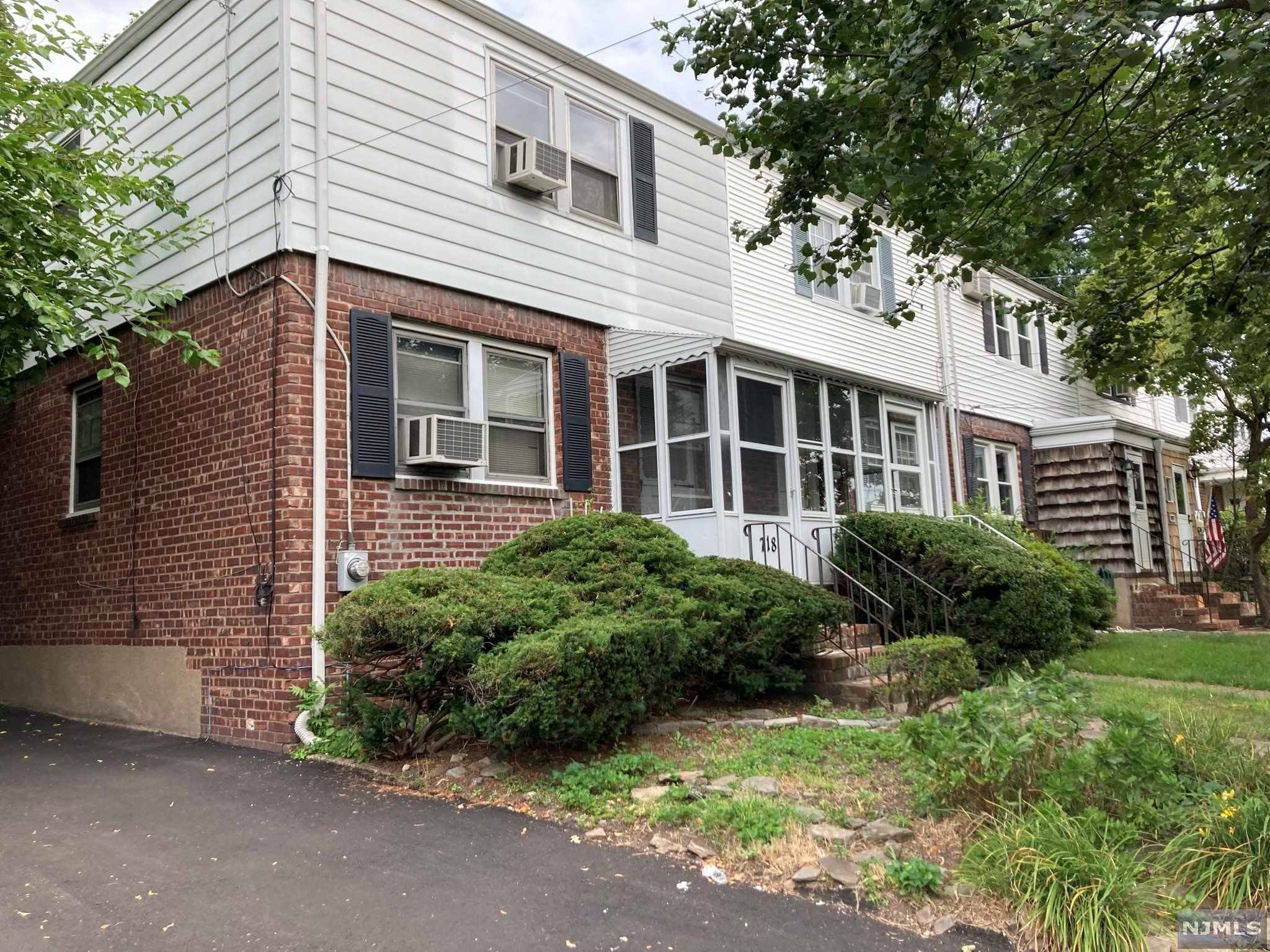 718 Chestnut AVE, Teaneck, NJ 07666