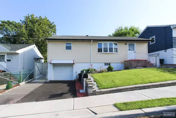 19 Peden TER, Kearny, NJ 07032