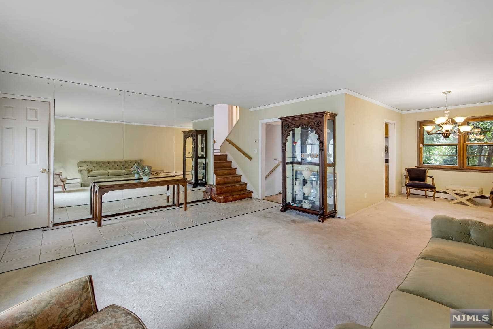 Englewood, NJ 07631,309 Garden ST