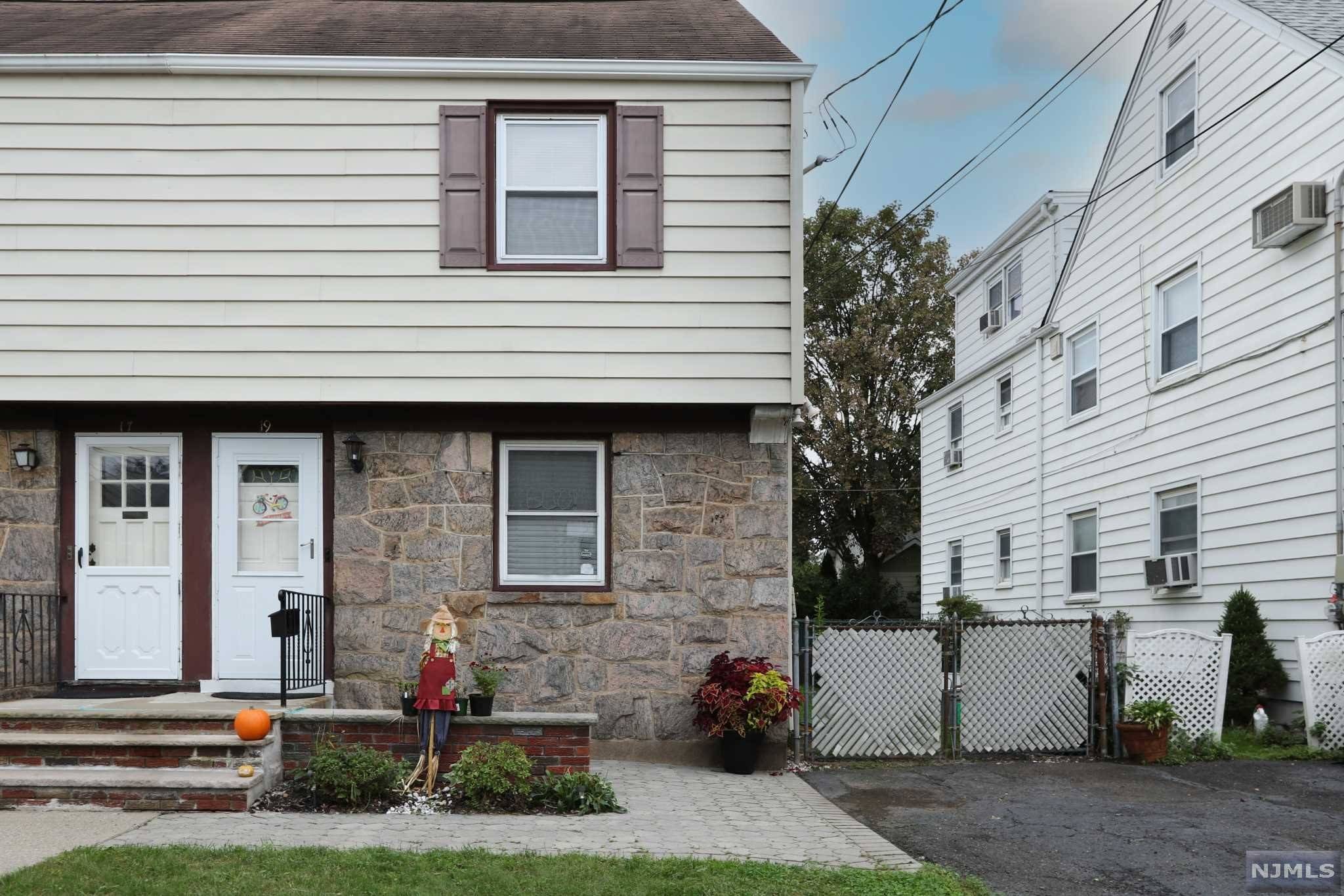 19 E 7th ST, Clifton, NJ 07011