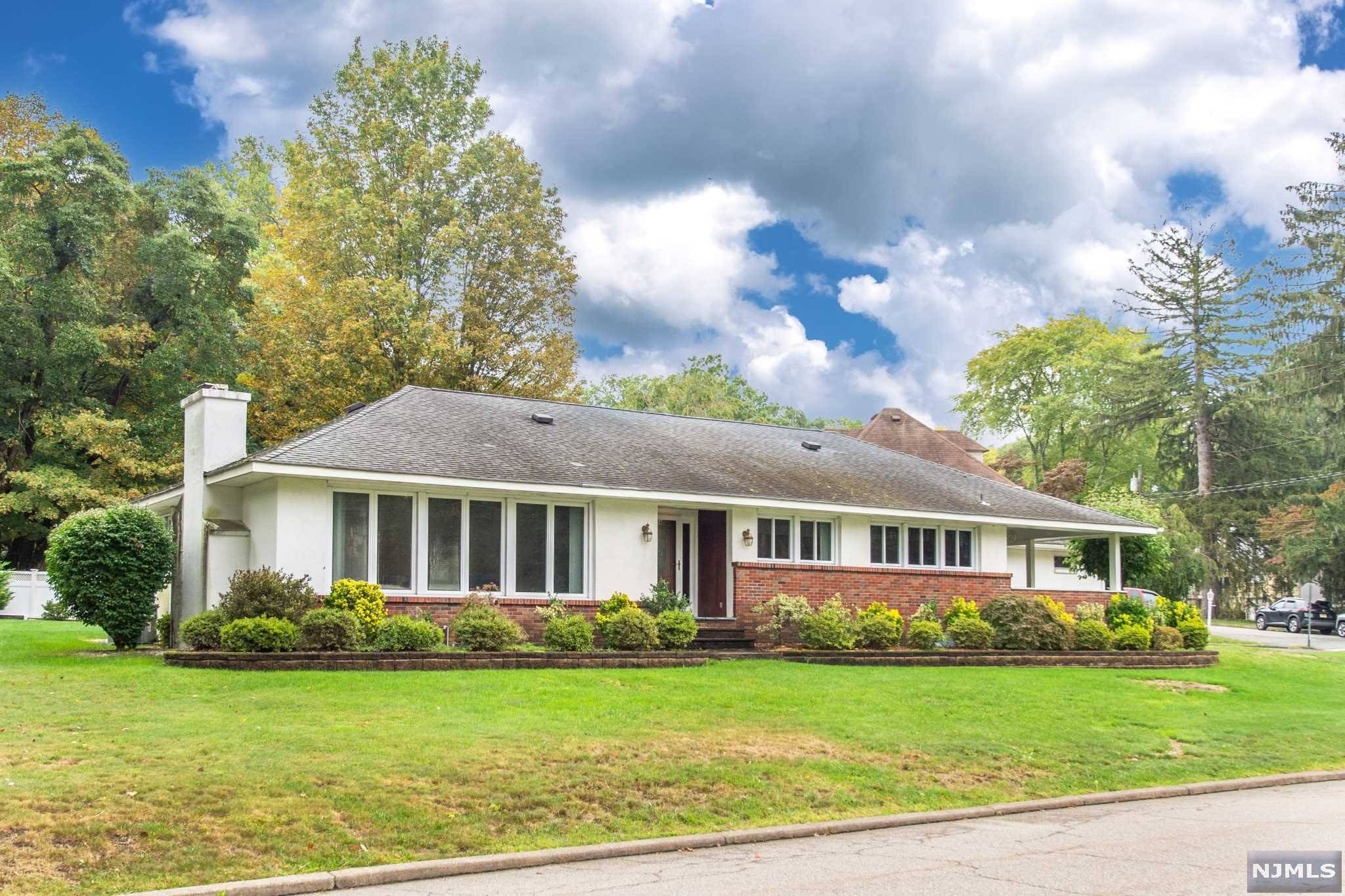 Bloomingdale, NJ 07403,54 Fichter ST