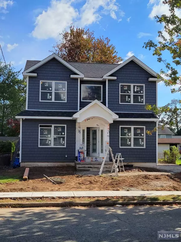 294 Schepis AVE, Saddle Brook, NJ 07663